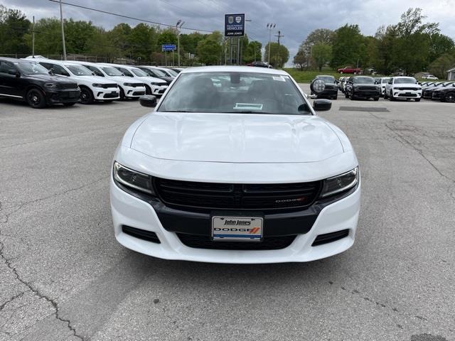 Vehicle image 2 of 19