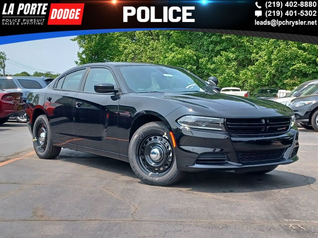 Vehicle image 2 of 40