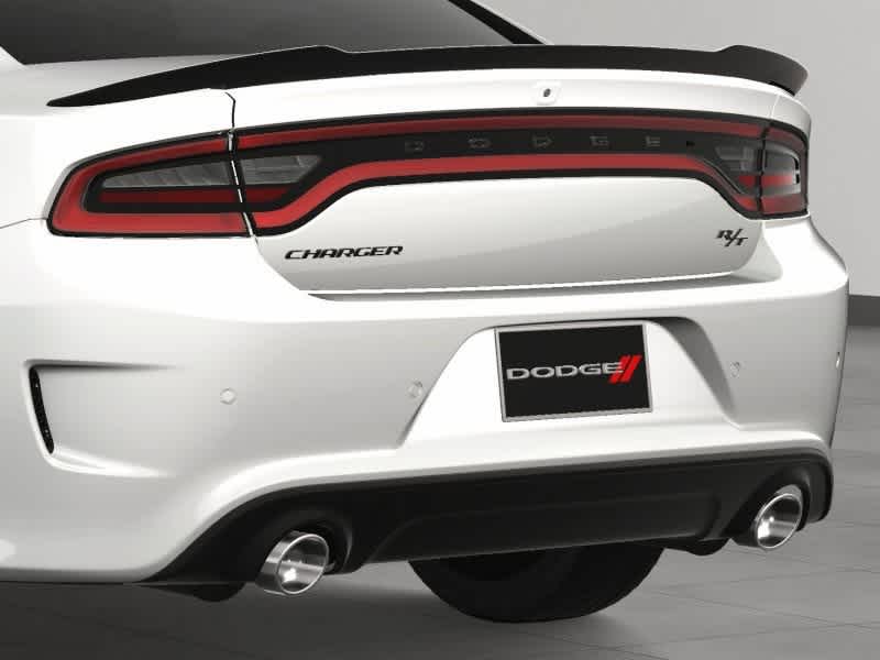 Vehicle image 9 of 26