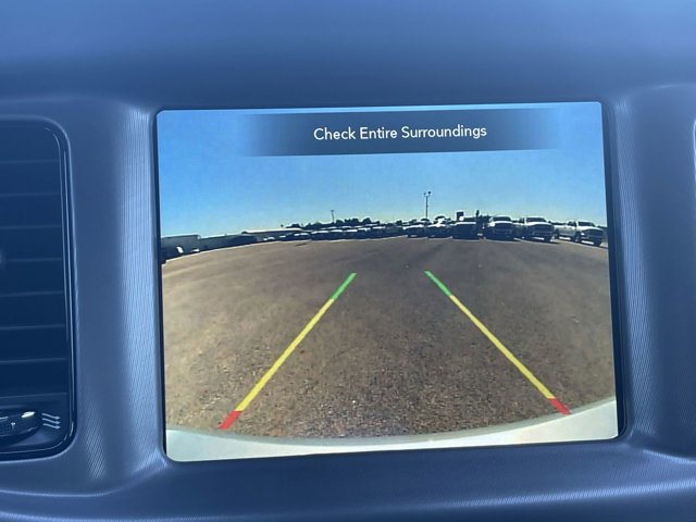 Vehicle image 27 of 39