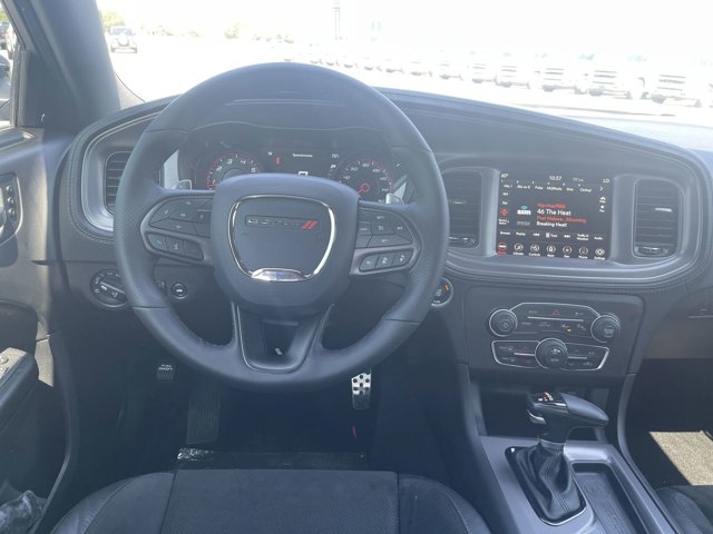 Vehicle image 15 of 39