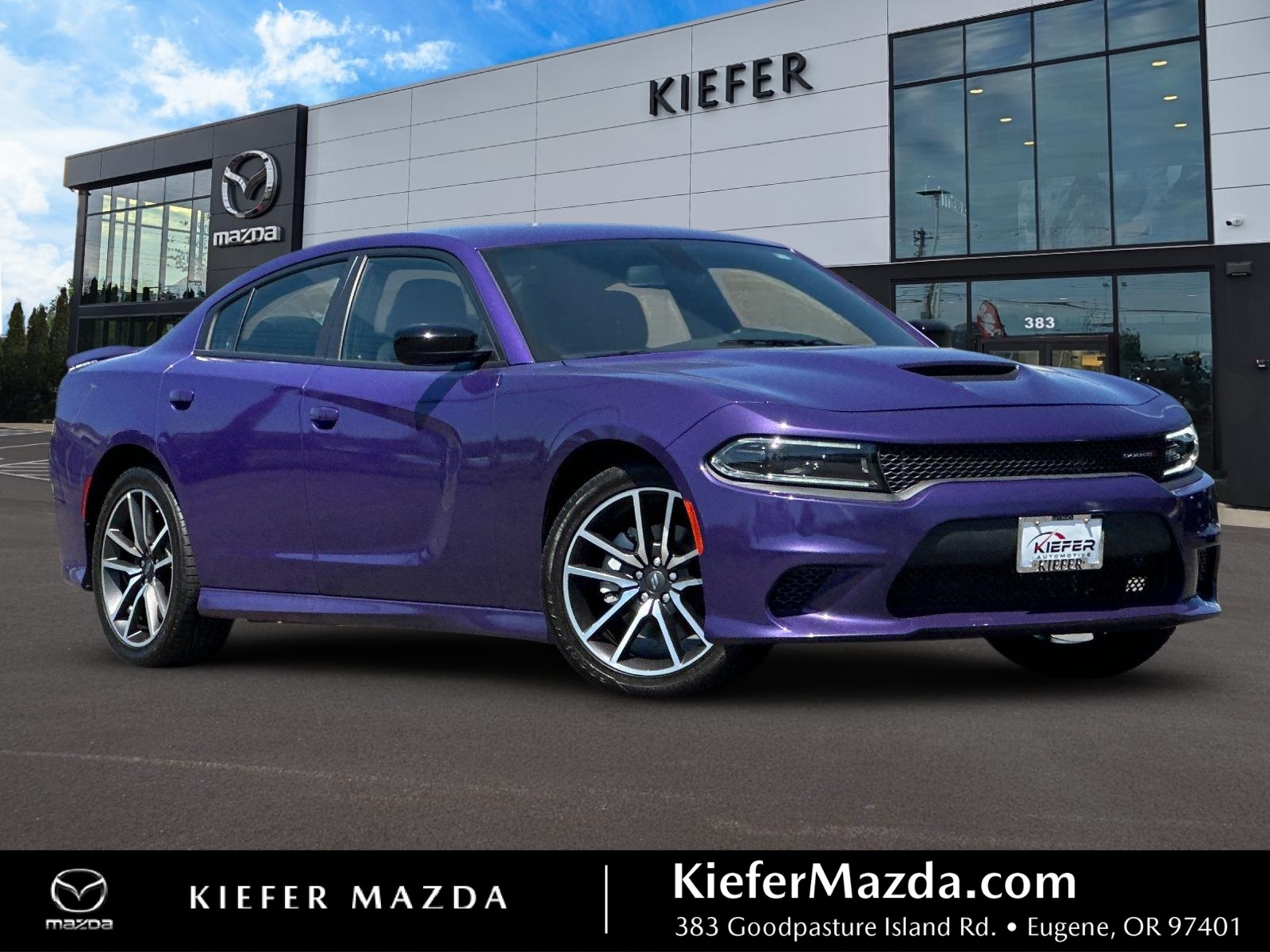 Vehicle image 4 of 27