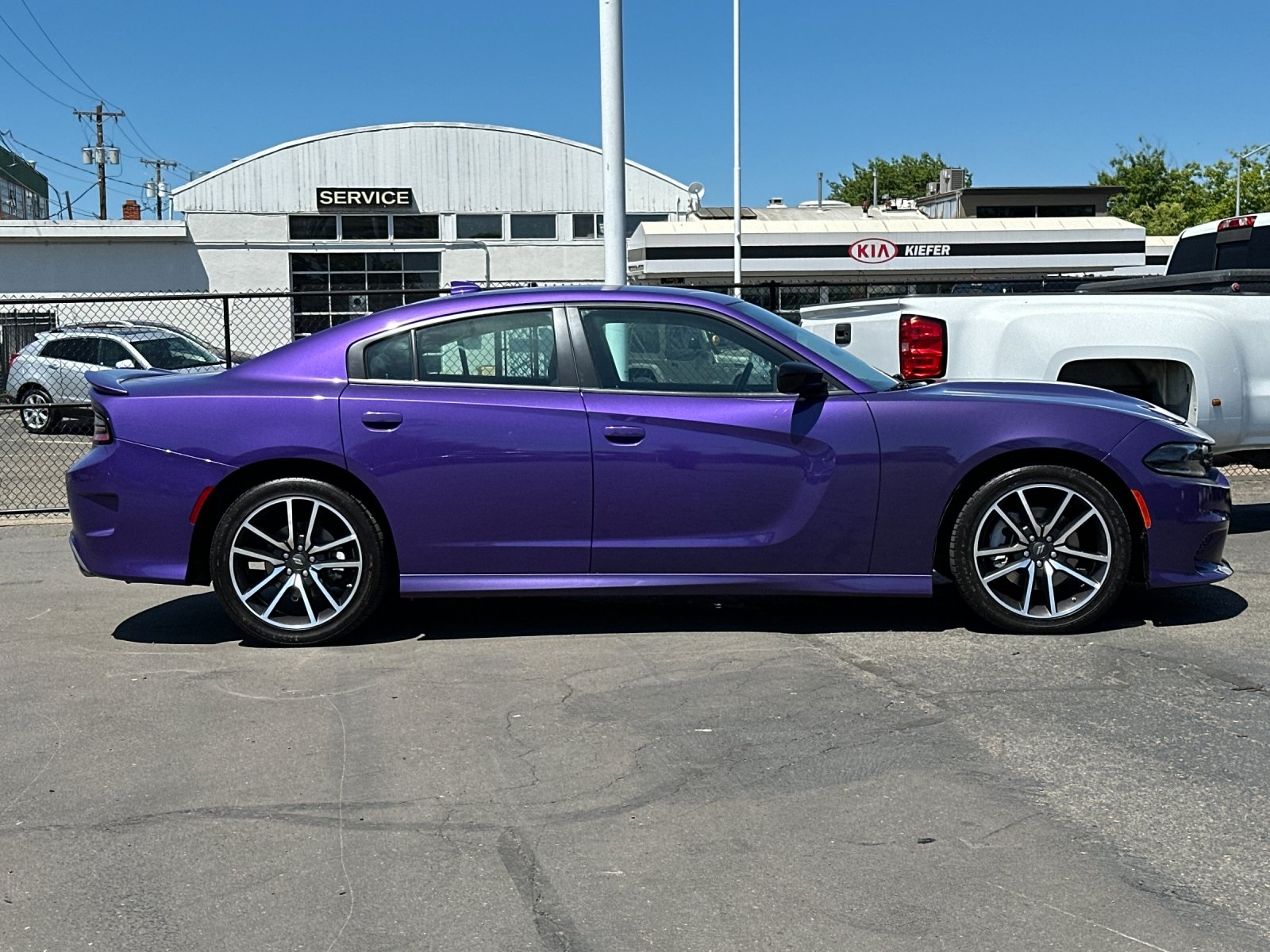 Vehicle image 5 of 27