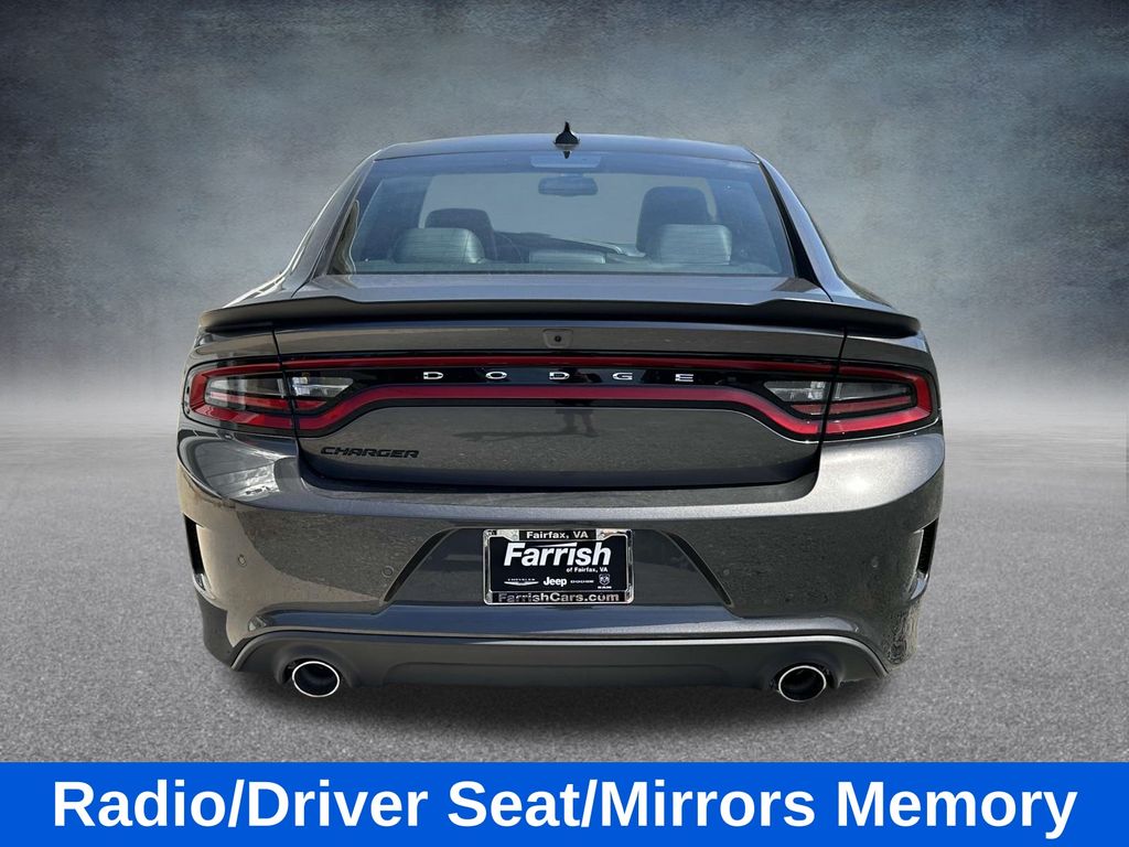 Vehicle image 5 of 18