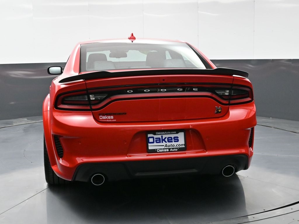 Vehicle image 19 of 60