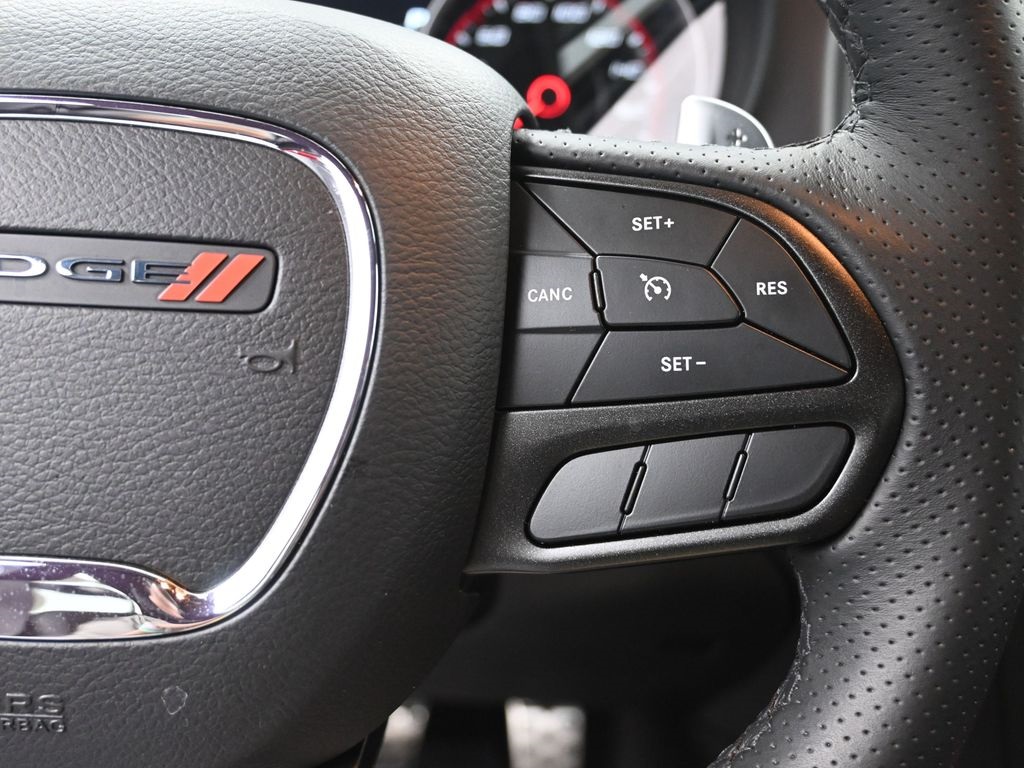 Vehicle image 46 of 60