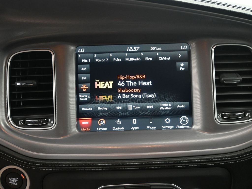 Vehicle image 39 of 60