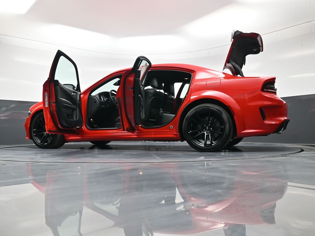 Vehicle image 24 of 60