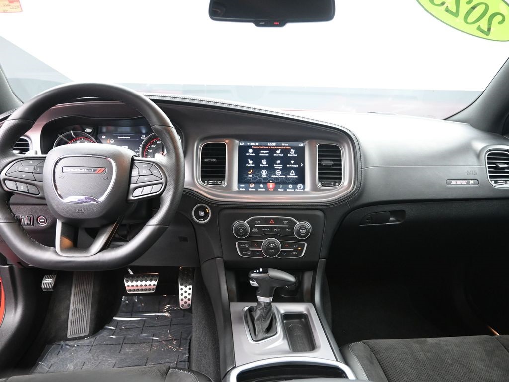 Vehicle image 51 of 60