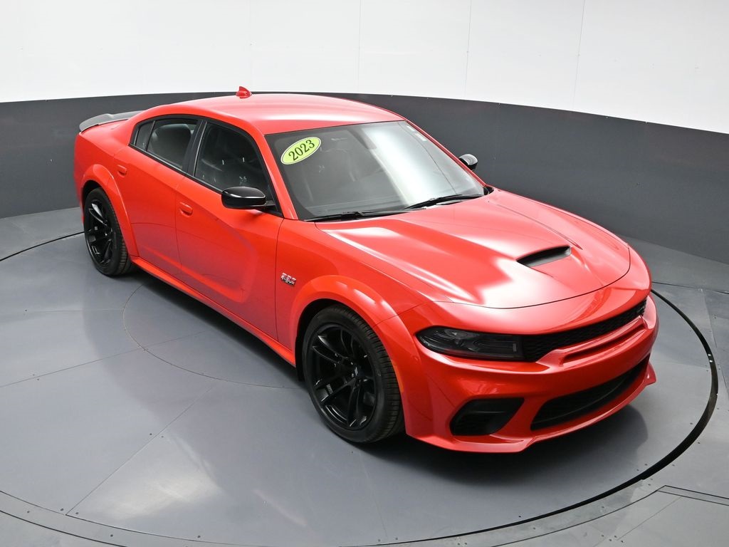 Vehicle image 6 of 60