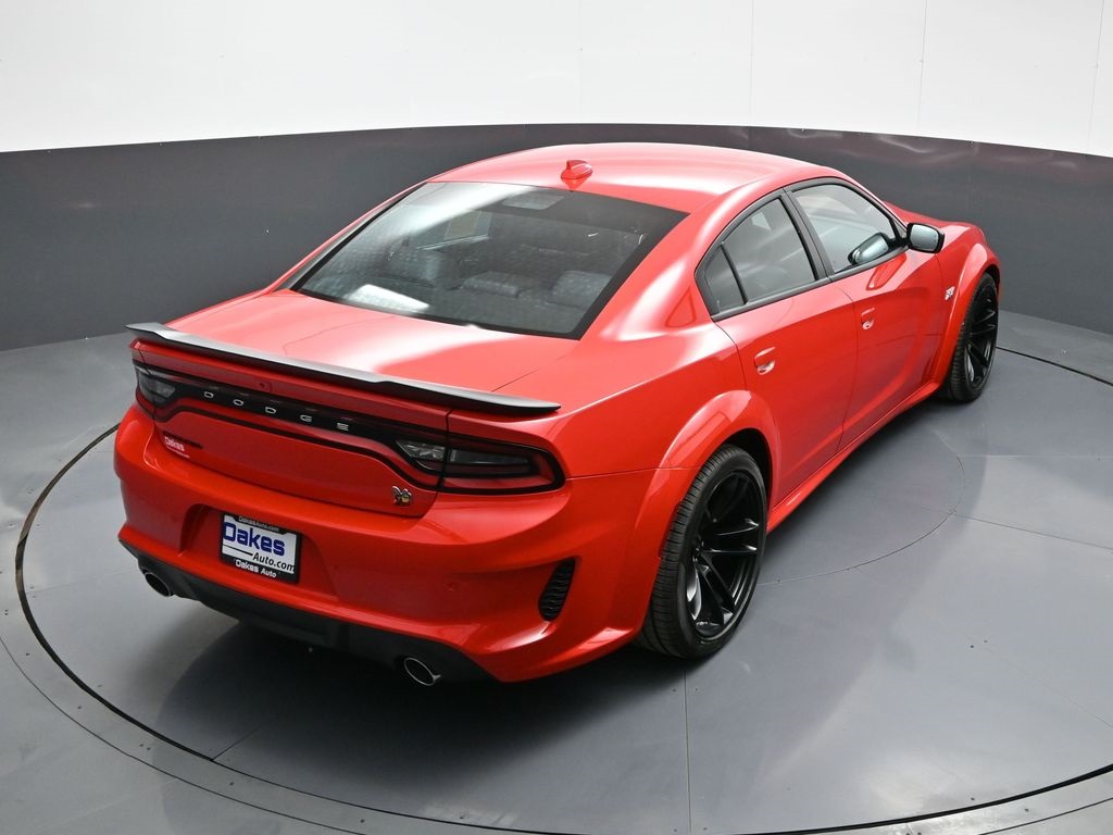 Vehicle image 14 of 60