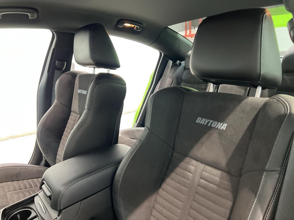Vehicle image 20 of 41