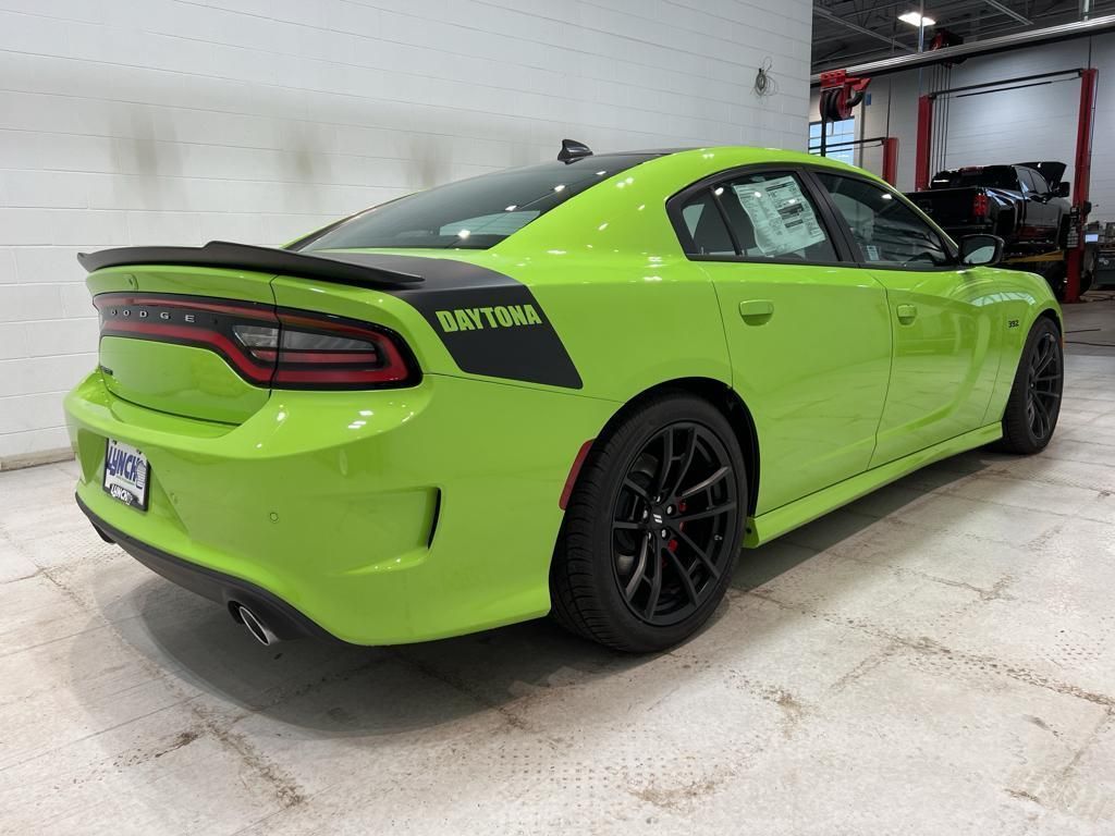 Vehicle image 8 of 41
