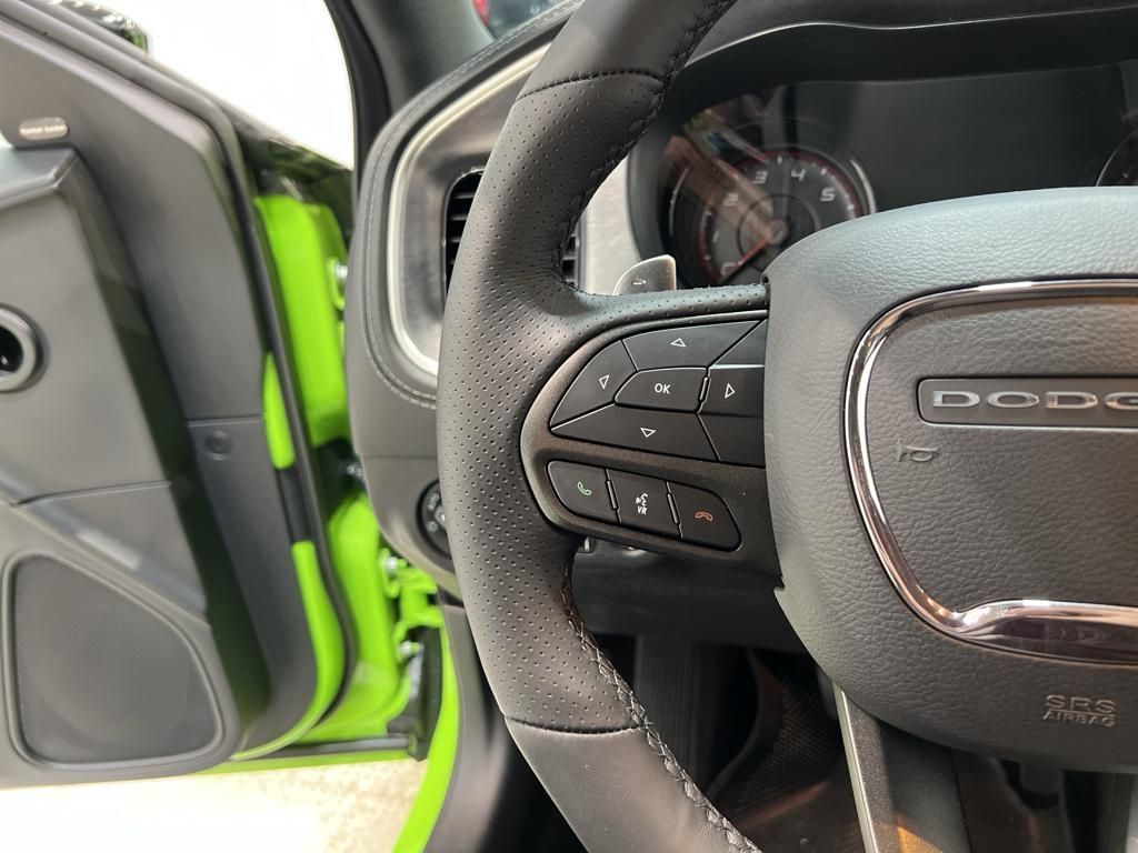 Vehicle image 36 of 41