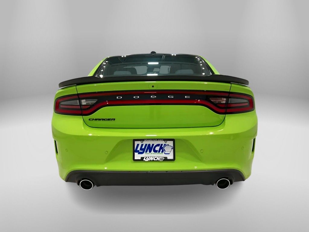 Vehicle image 11 of 41