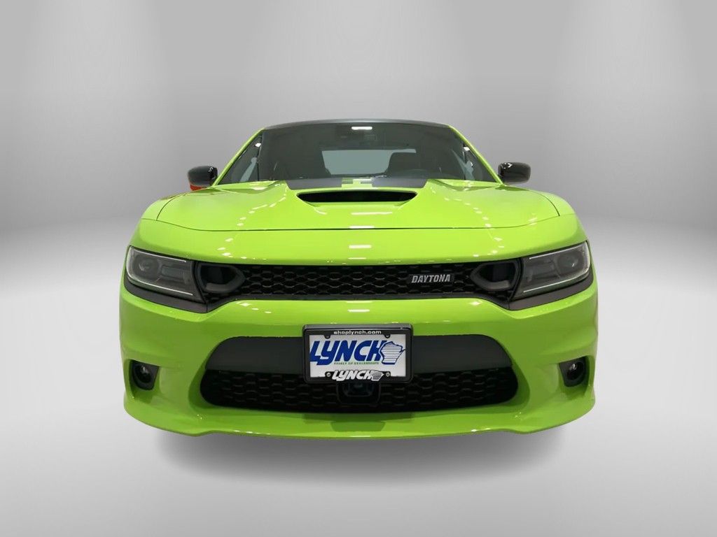 Vehicle image 4 of 41