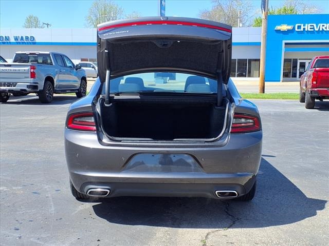 Vehicle image 13 of 14