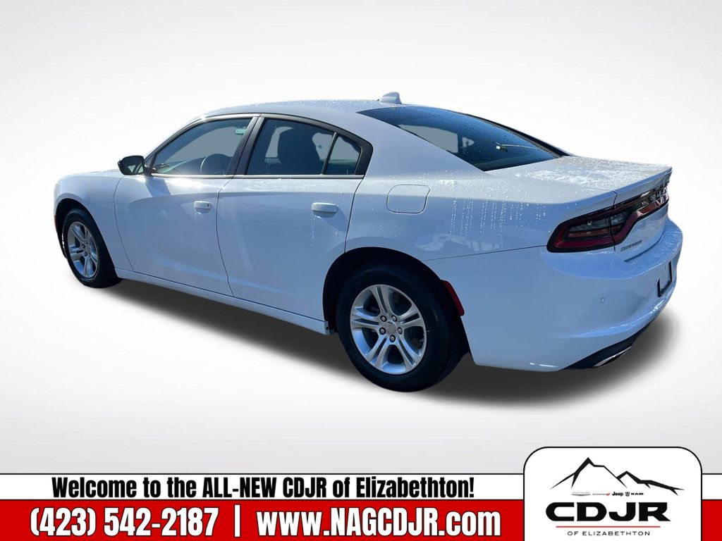 Vehicle image 7 of 31