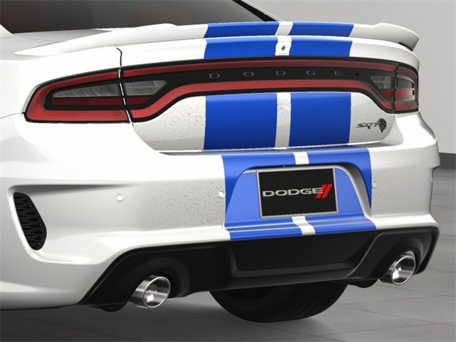 Vehicle image 16 of 22