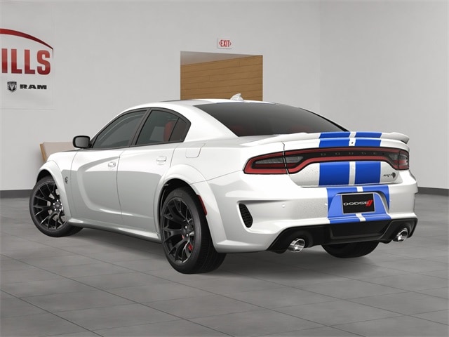 Vehicle image 4 of 22