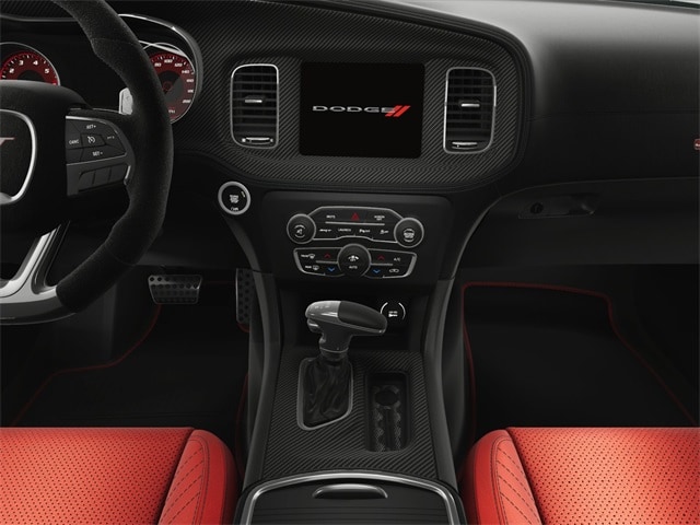 Vehicle image 20 of 22