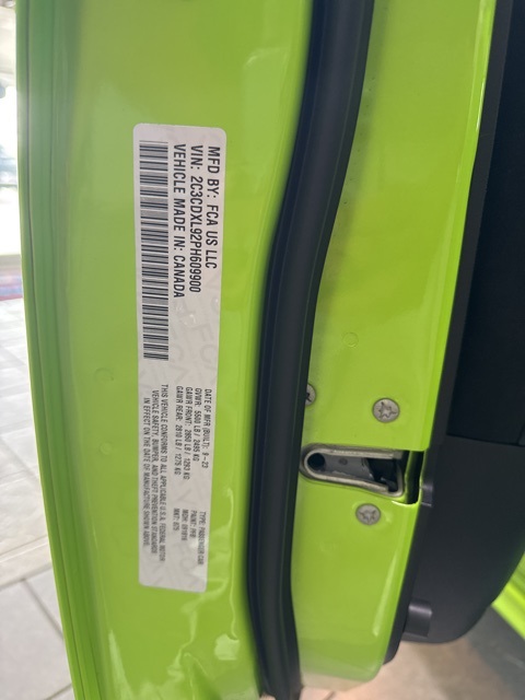 Vehicle image 18 of 23