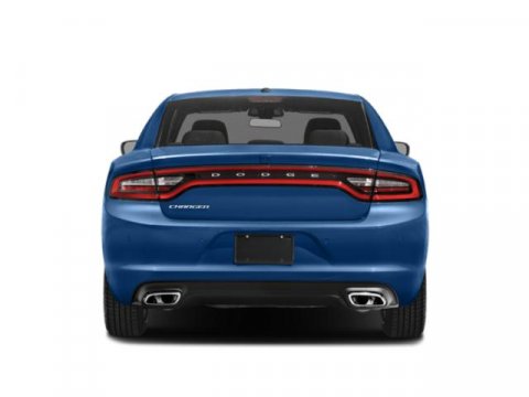 Vehicle image 7 of 18