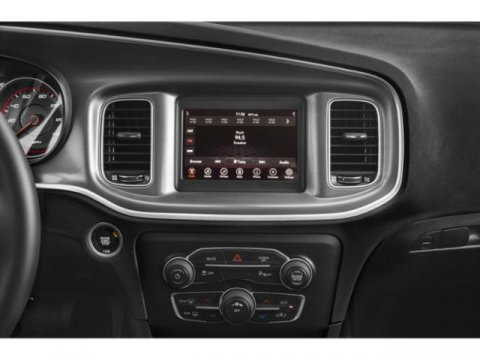 Vehicle image 13 of 18