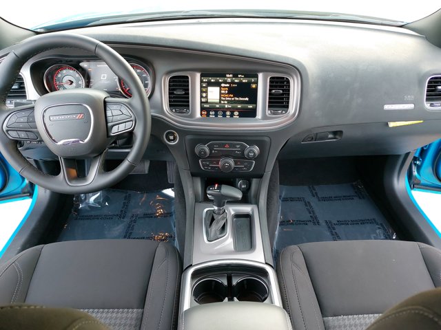 2023 Dodge Charger SXT Image 9 of 34