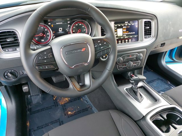 2023 Dodge Charger SXT Image 15 of 34