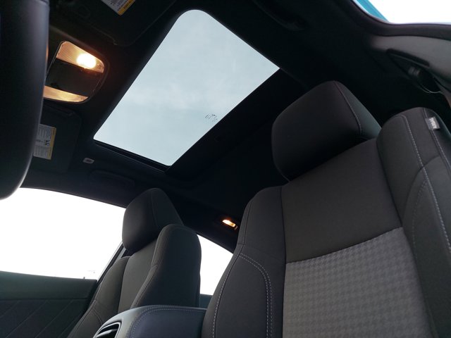 2023 Dodge Charger SXT Image 33 of 34