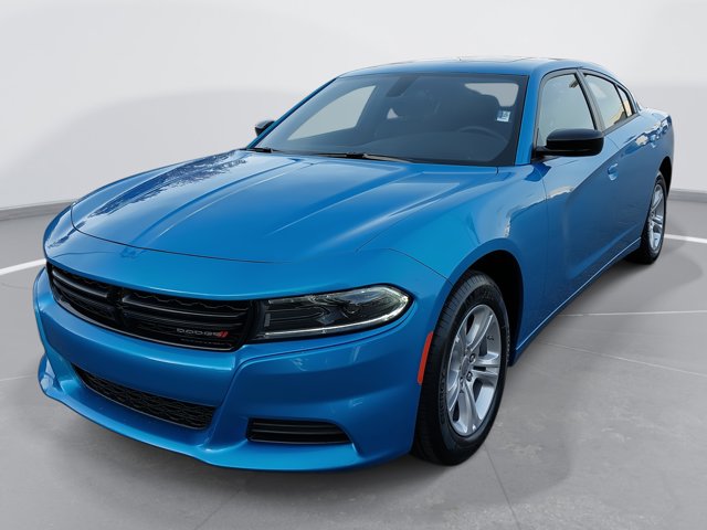 2023 Dodge Charger SXT Image 1 of 34