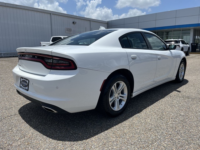 Vehicle image 5 of 31