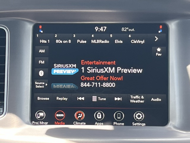 Vehicle image 25 of 31