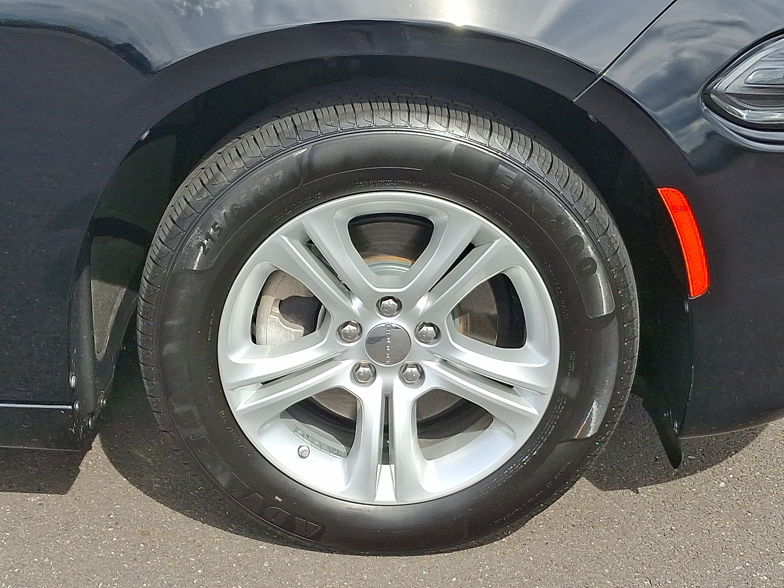 2023 Dodge Charger SXT Image 8 of 29