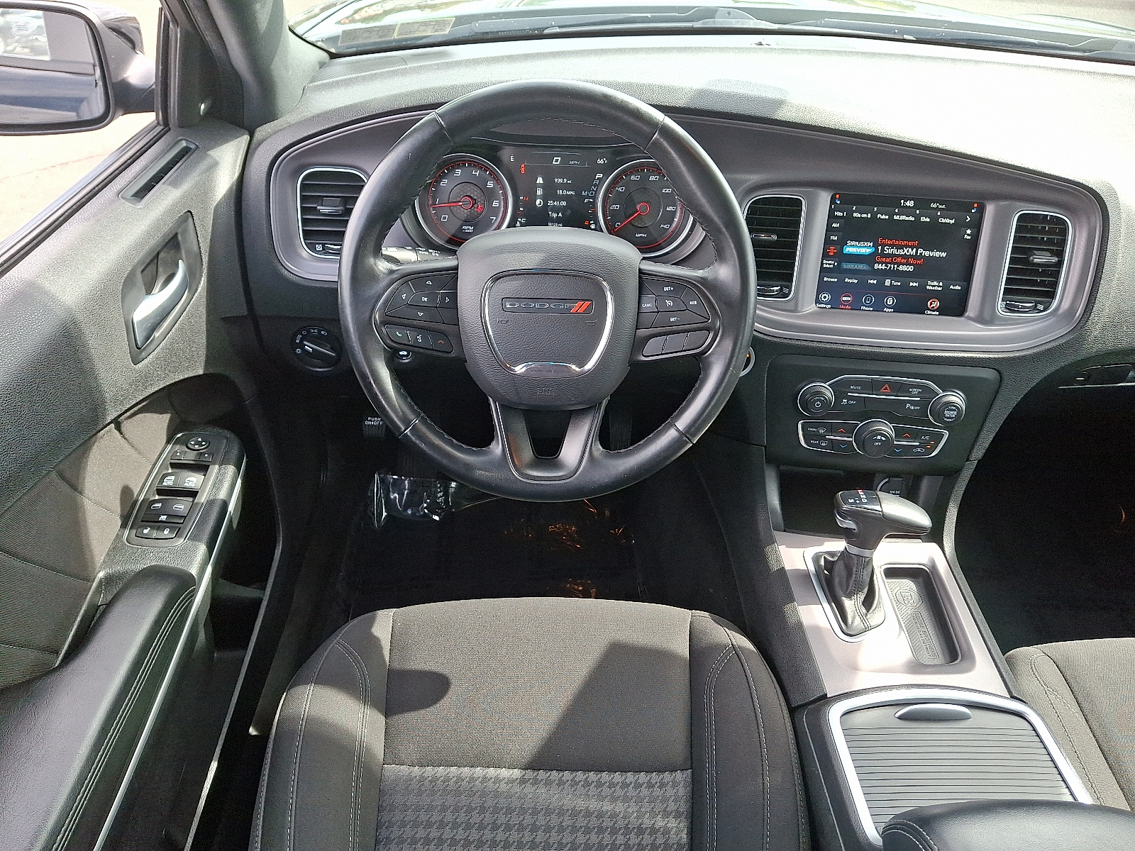 2023 Dodge Charger SXT Image 12 of 29