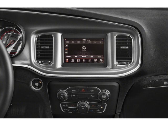 Vehicle image 7 of 10