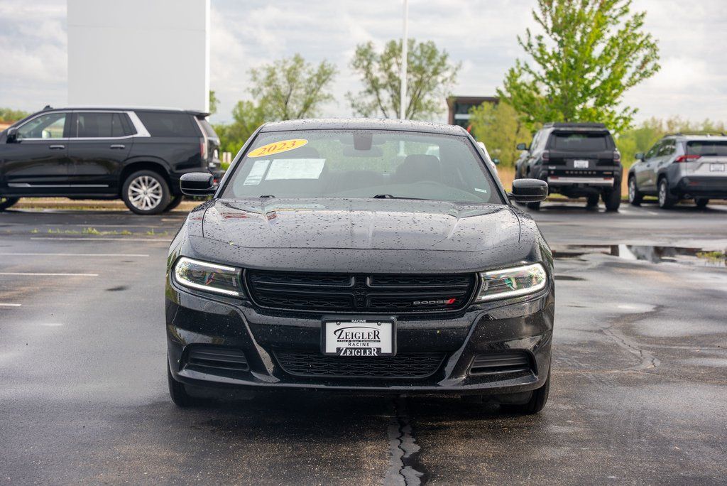 Vehicle image 2 of 37
