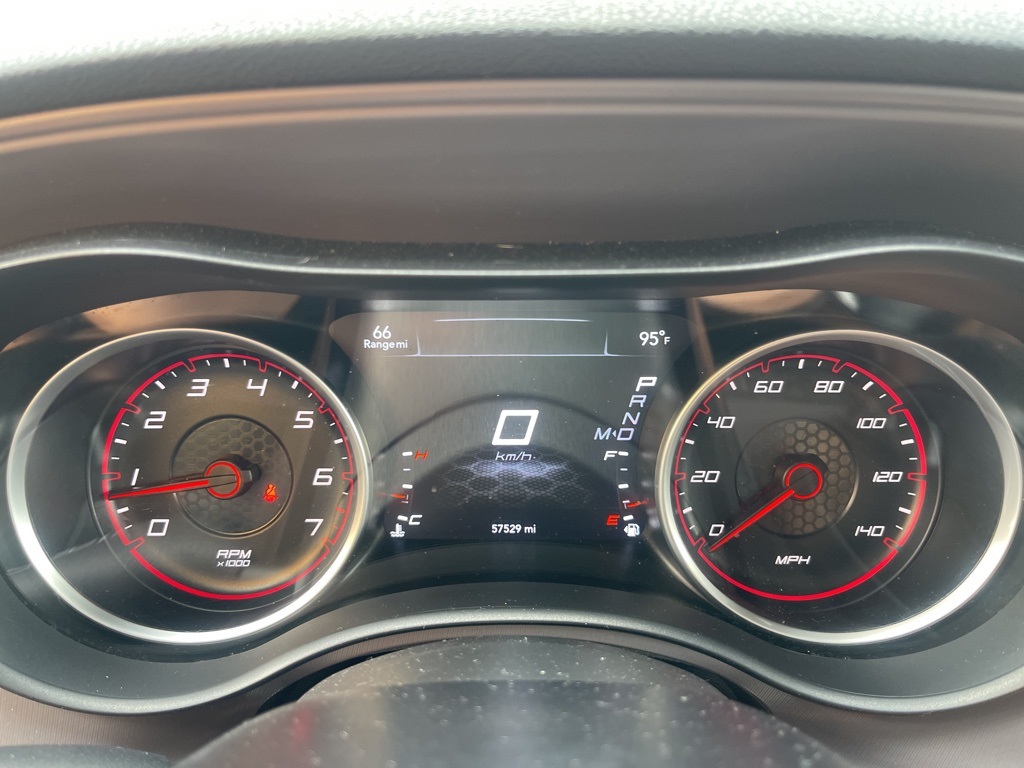 2023 Dodge Charger SXT Image 12 of 17