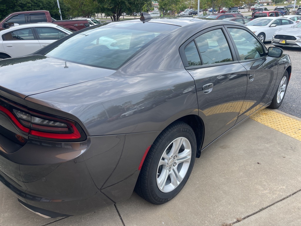 2023 Dodge Charger SXT Image 4 of 17