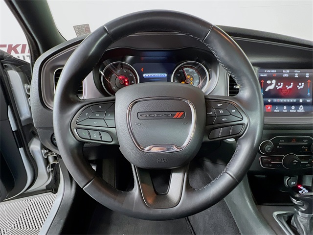 Vehicle image 12 of 41