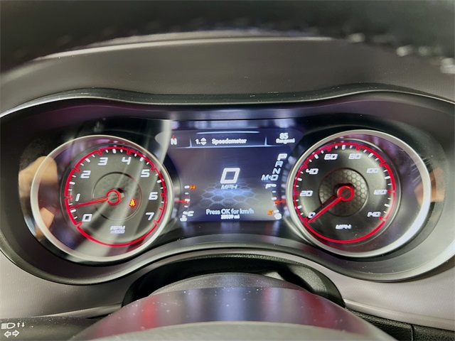 Vehicle image 14 of 41