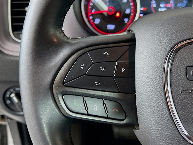 Vehicle image 13 of 41