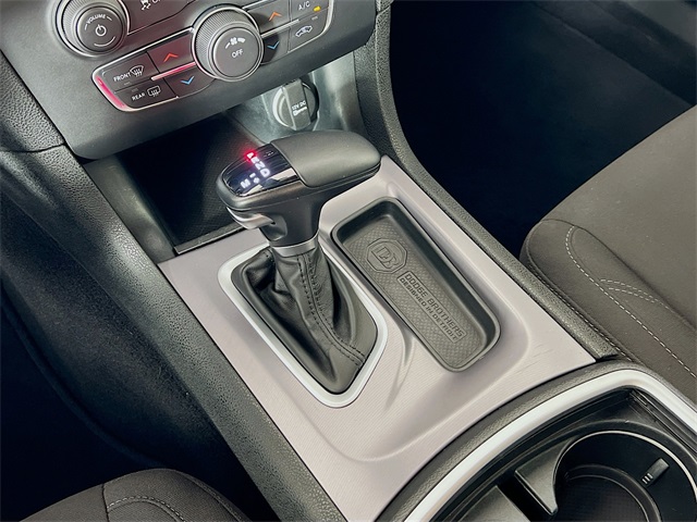 Vehicle image 21 of 41
