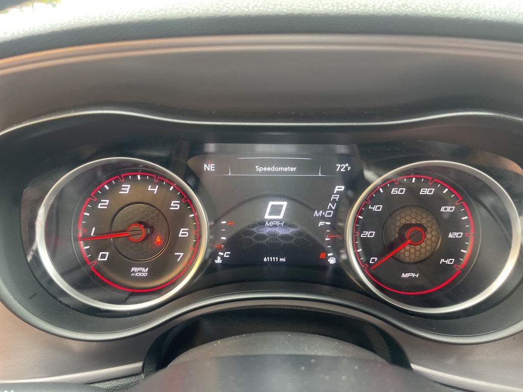 2023 Dodge Charger SXT Image 12 of 16