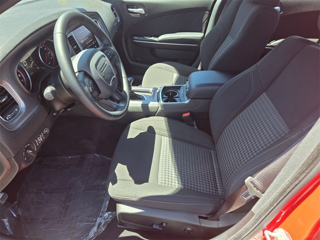 Vehicle image 7 of 16