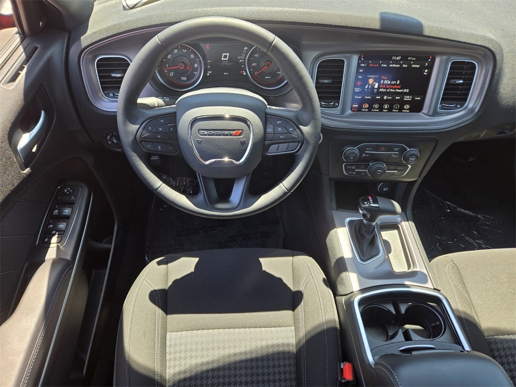 Vehicle image 10 of 16