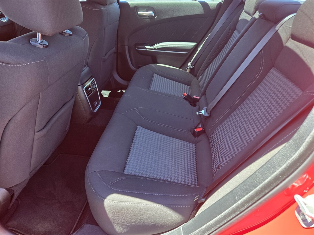Vehicle image 9 of 16