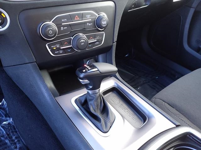 Vehicle image 19 of 19