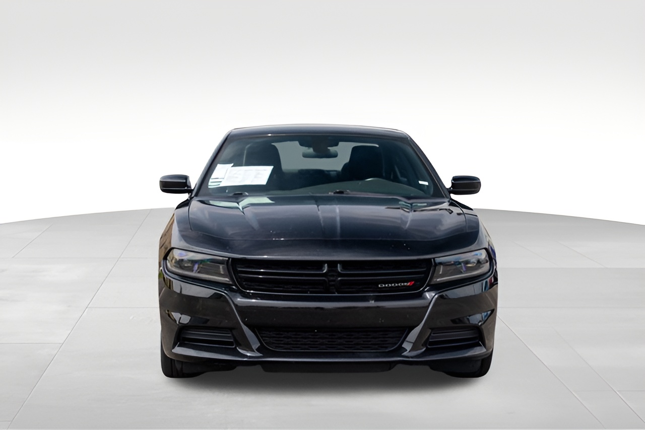 Vehicle image 36 of 42